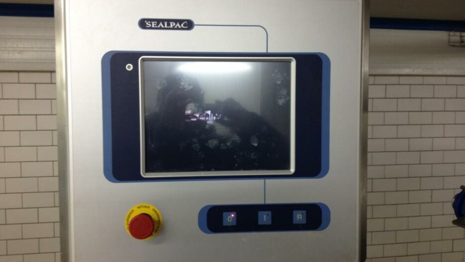 Operculeuse automatique SEALPAC A7